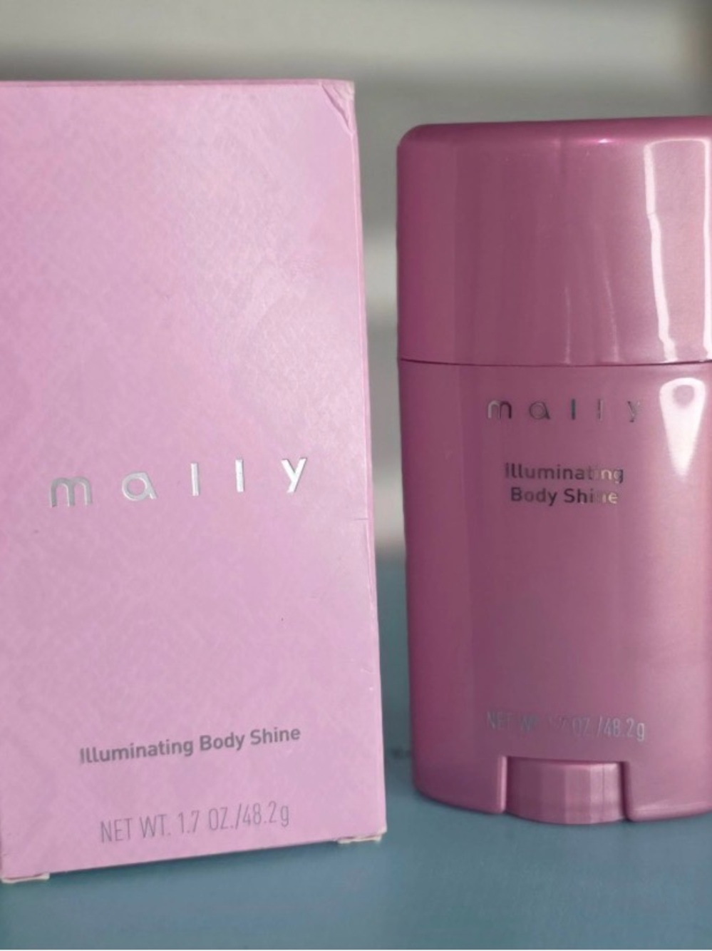 Mally Illuminating Body Shine